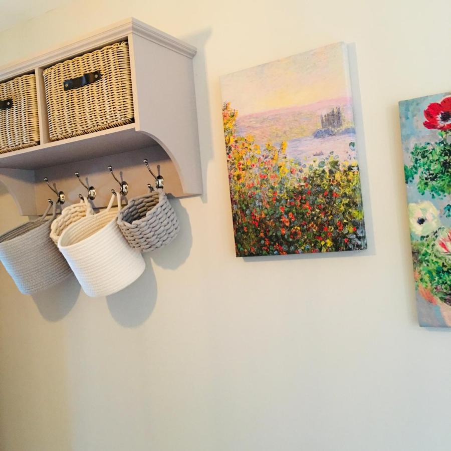 בילת' וולס The Art Attic A Stylish Boutique Apartment מראה חיצוני תמונה