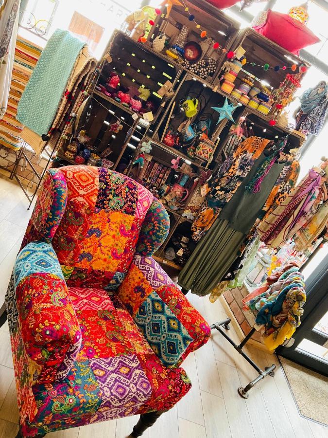 בילת' וולס The Art Attic A Stylish Boutique Apartment מראה חיצוני תמונה